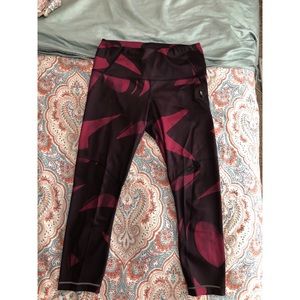 Lululemon leggings / size 6